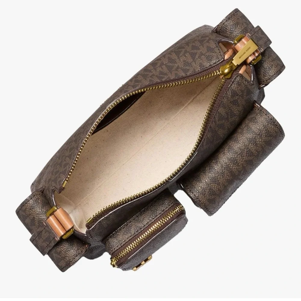 Michael kors Dakota Crossbody - Picture 8 of 10